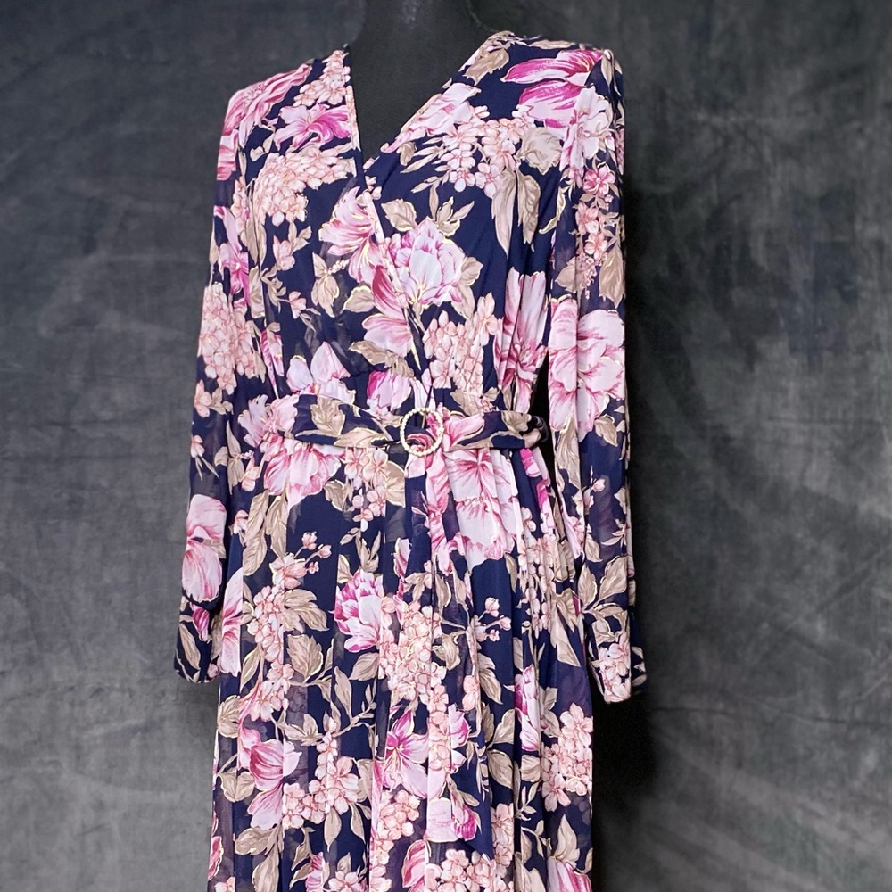 EN FOCUS Long Sleeve Maxi Dress